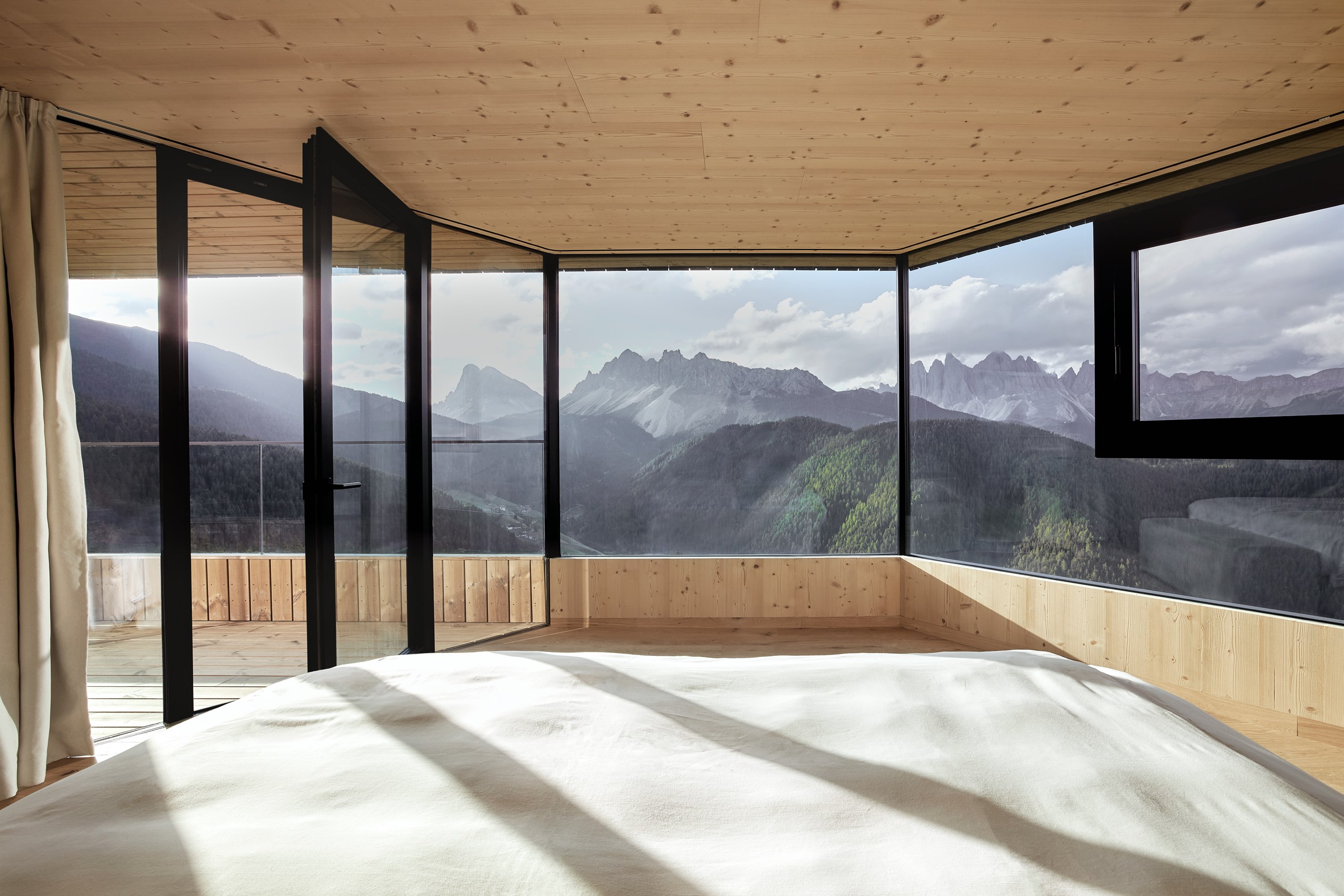 FORESTIS Penthouse