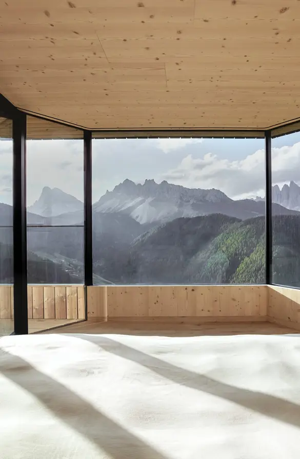 FORESTIS Penthouse