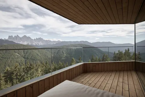 FORESTIS Towersuite Raum 2