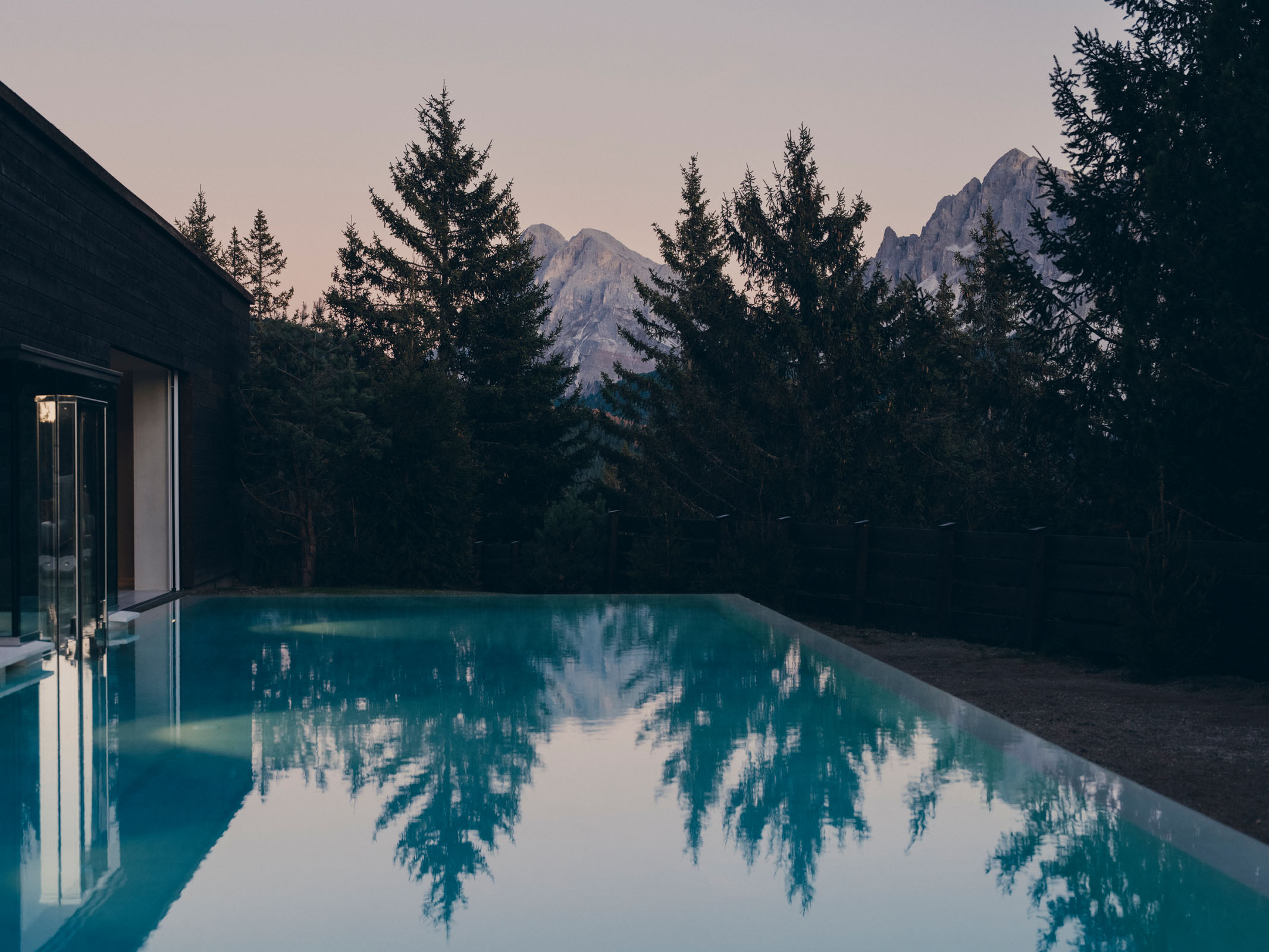 FORESTIS Villa Spa Outdoor Pool 1